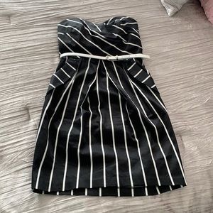 Strapless black and white dress